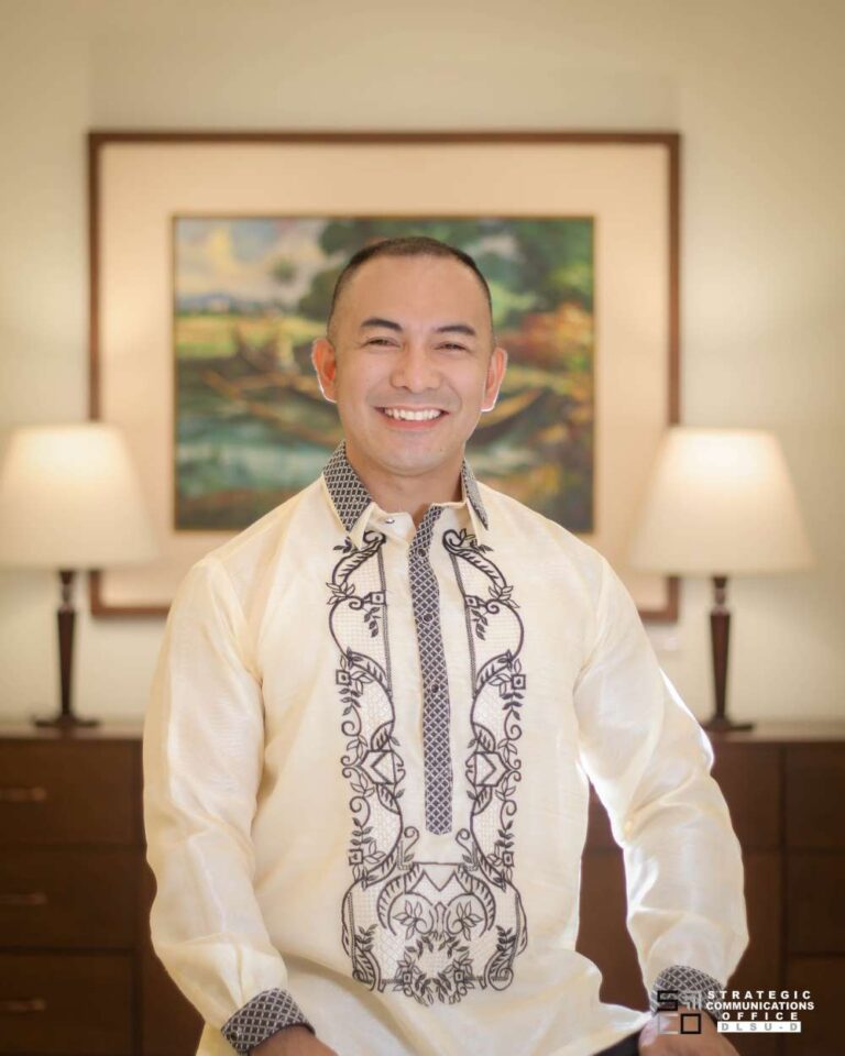 Dr. Jayson Rufino