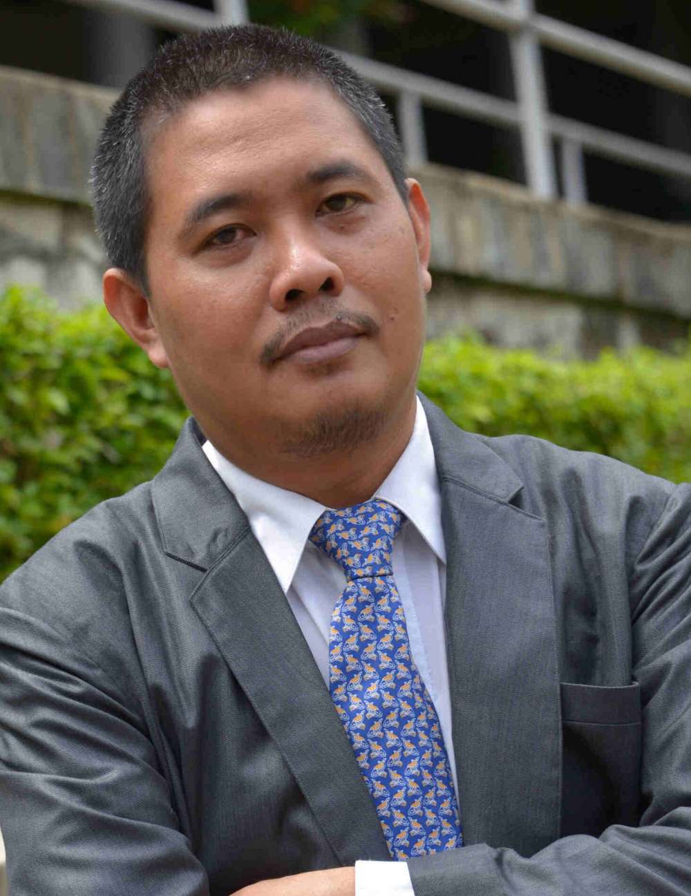 Dr. Yon Machmudi